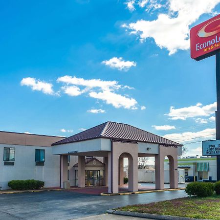 Econo Lodge & Suites Кларксвил Екстериор снимка